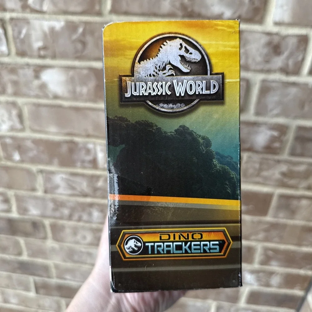 Jurassic World Irritator Dinosaur Dino Trackers Wild Roar Sound Head Moves New